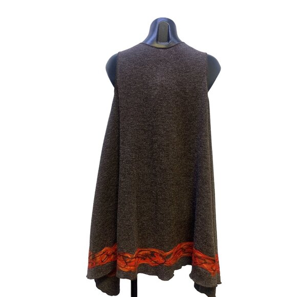 NWT Naturalnie Podlasek Handmade Brown w/Orange & Red Embroidery Vest Size Mediu - Picture 2 of 6